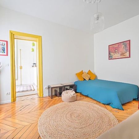 Radiant Flat - Spacious Studio Apartment - Marais Parigi Esterno foto